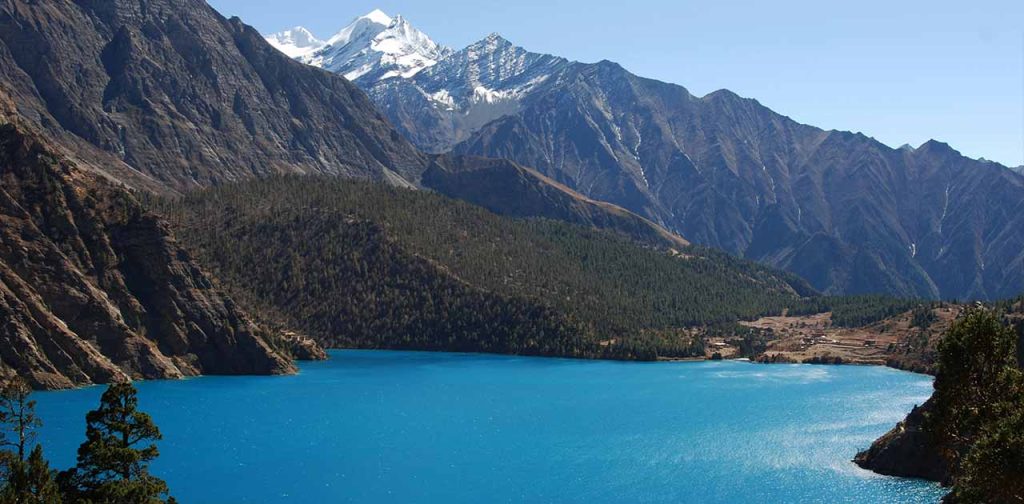 Kapuche Lake Trek - 4 Days